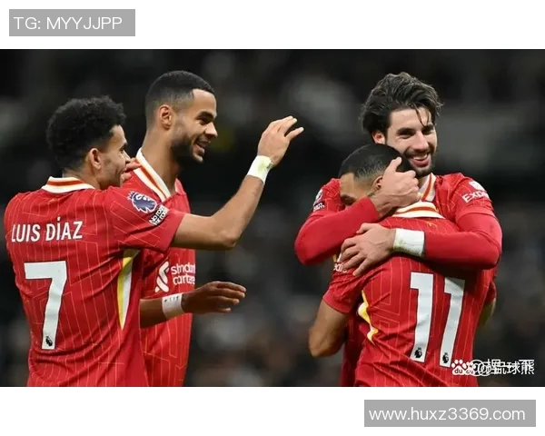 利物浦赛场爆发小插曲，裁判如何处理？